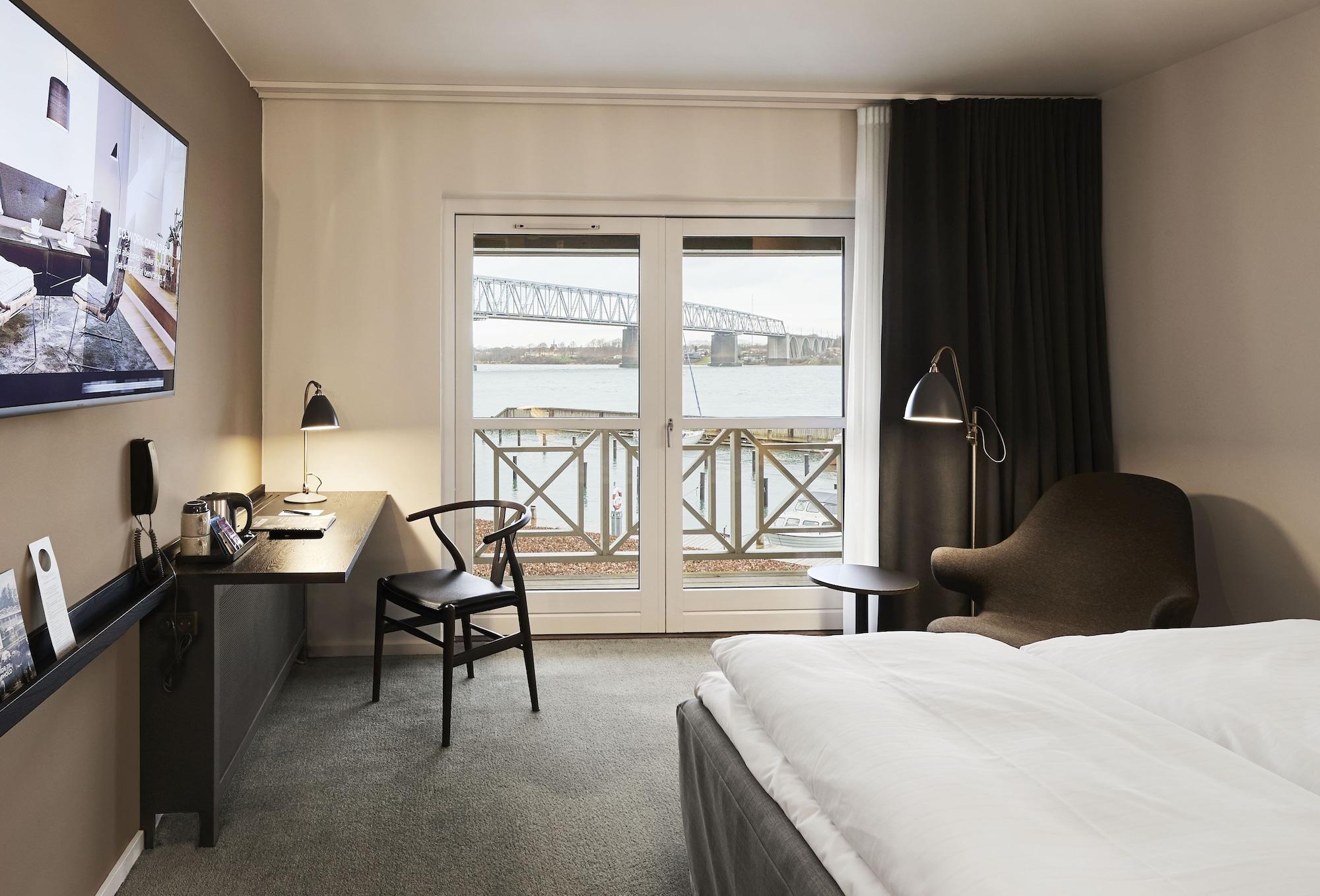 Hotel Comwell Kongebrogaarden Middelfart Zewnętrze zdjęcie