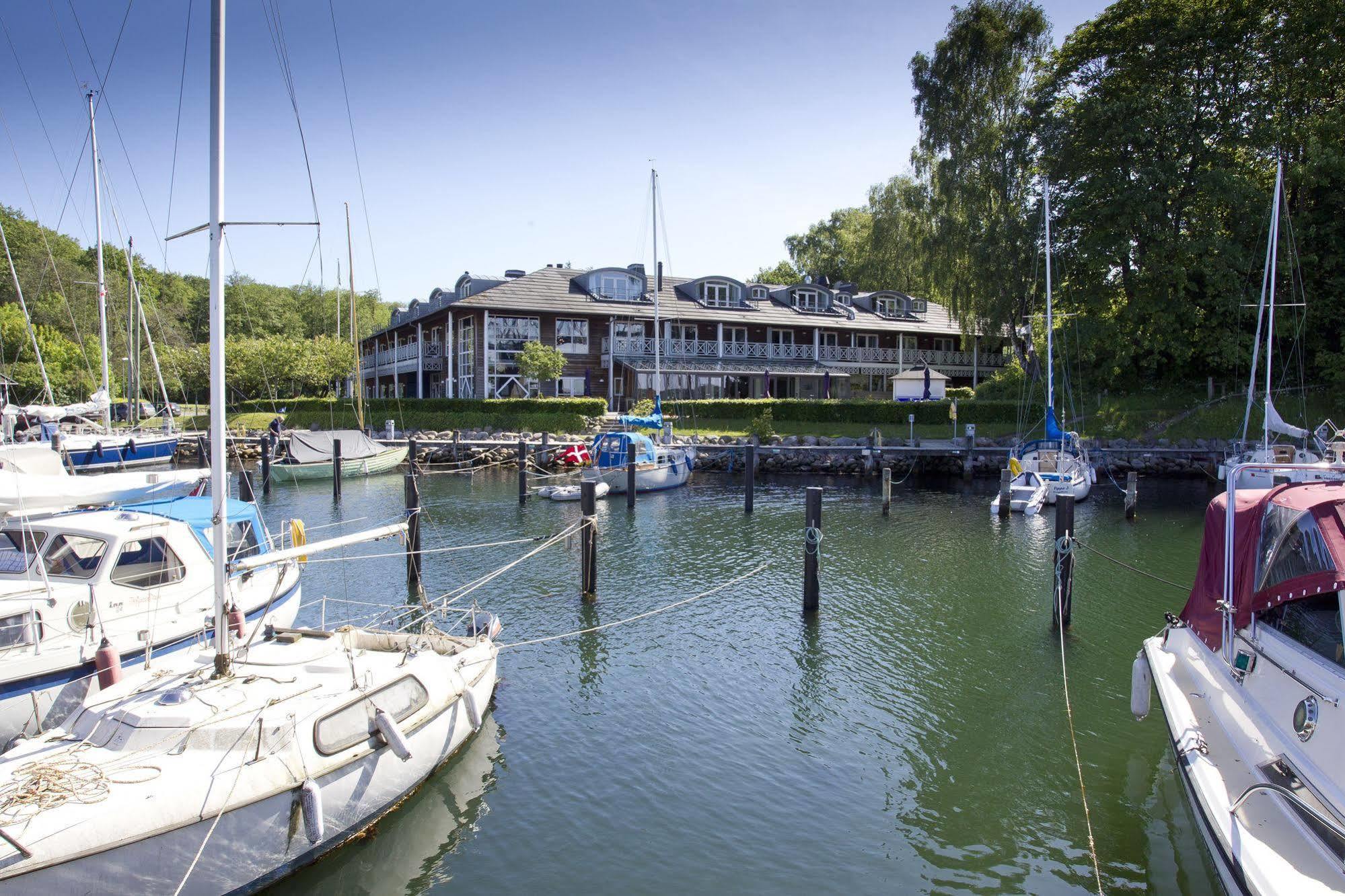 Hotel Comwell Kongebrogaarden Middelfart Zewnętrze zdjęcie